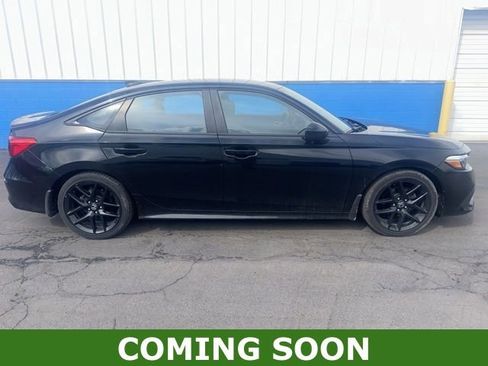Used 2023 Honda Civic Sport image 1