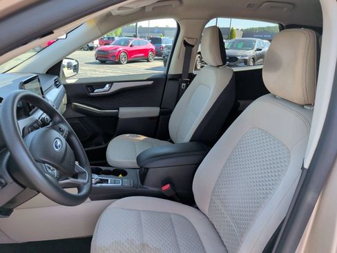 Certified 2020 Ford Escape SE AWD/4WD image 16
