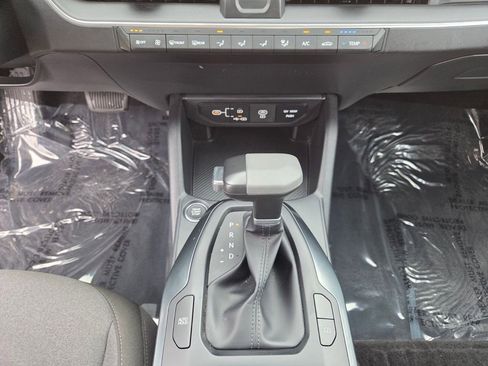 Used 2025 Kia K4 FWD image 24