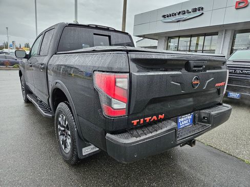 Used 2021 Nissan Titan PRO-4X w/ Off Road Protection Package image 3