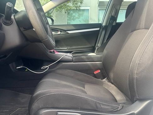 Used 2017 Honda Civic EX image 9