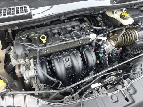 Used 2016 Ford Escape SE image 14