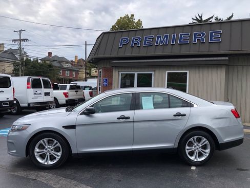 Used 2018 Ford Taurus Police Interceptor FWD image 3