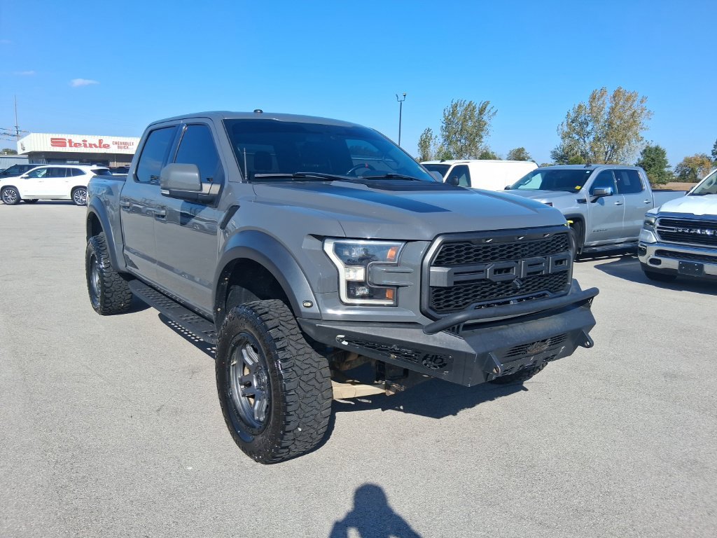 Used 2018 Ford F150 Raptor w/ Equipment Group 802A Luxury AWD/4WD image 10
