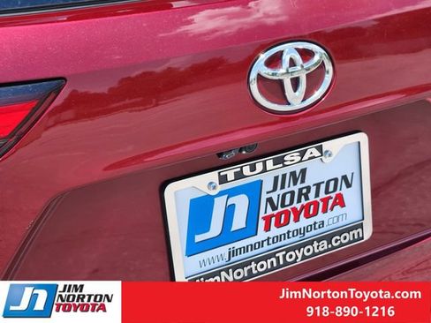 Used 2021 Toyota Highlander Platinum AWD/4WD image 12