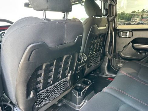 Certified 2021 Jeep Wrangler Unlimited Rubicon AWD/4WD image 31