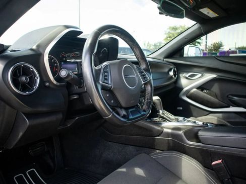 Used 2021 Chevrolet Camaro LT w/ Technology Package RWD image 22