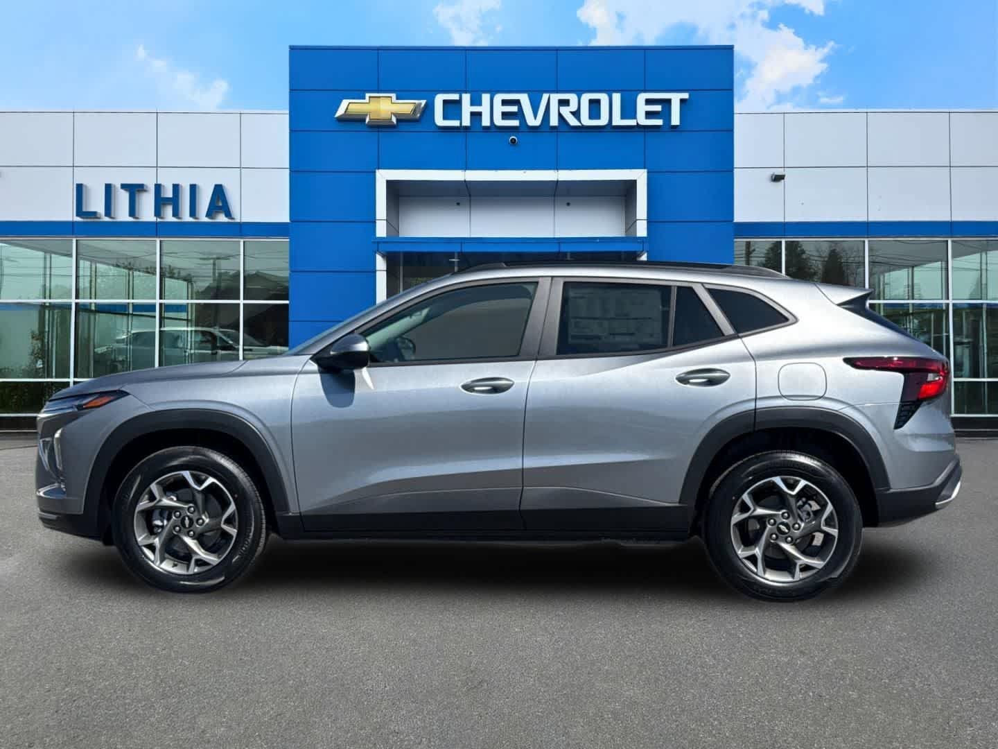New 2026 Chevrolet Trax LT FWD image 5