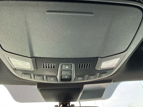 Used 2022 Ford F250 Lariat w/ Tremor Off-Road Package image 10