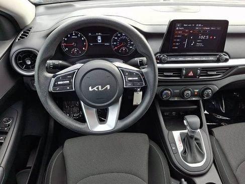 Certified 2023 Kia Forte LXS FWD image 11