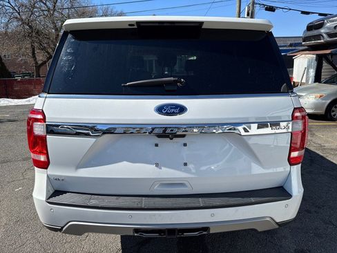 Used 2020 Ford Expedition Max XLT w/ Equipment Group 202A image 9