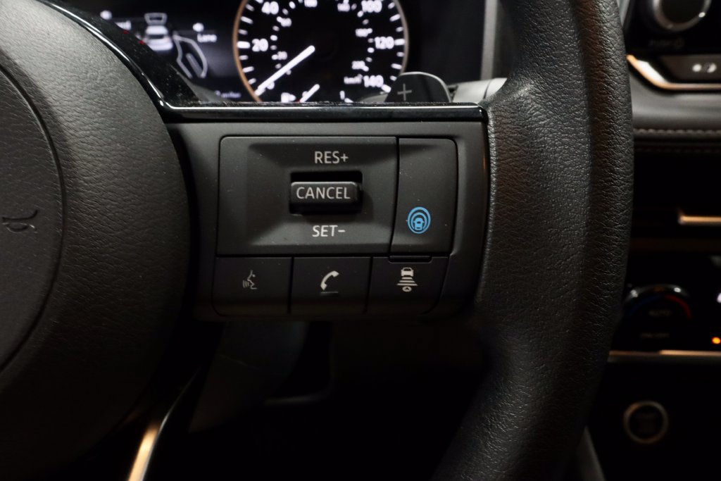 Used 2023 Nissan Rogue SV AWD/4WD image 27