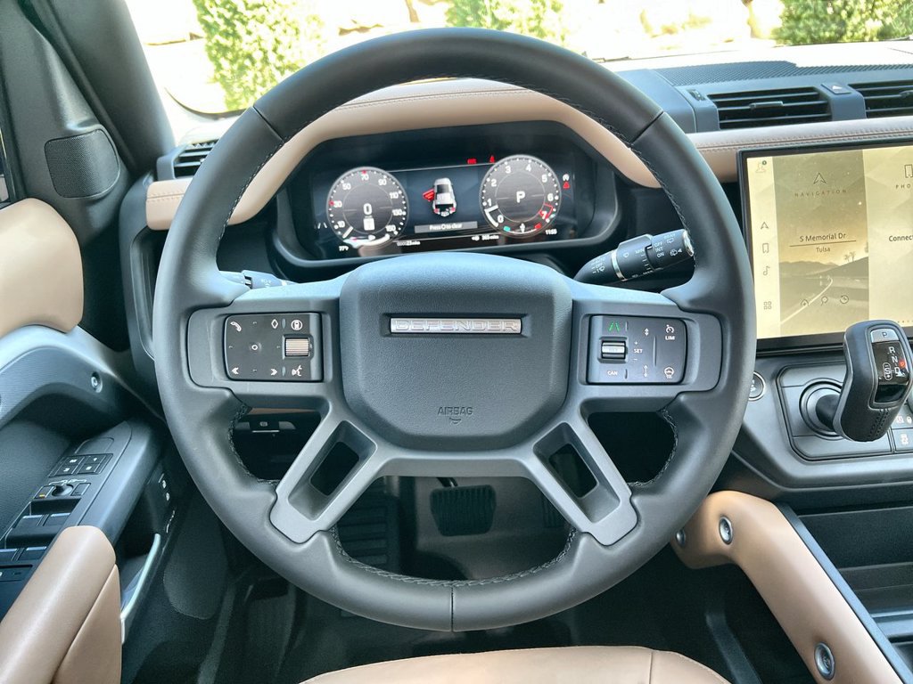 Used 2026 Land Rover Defender 110 S AWD/4WD image 22