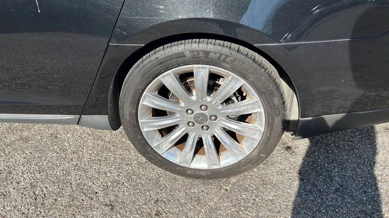 Used 2010 Lincoln MKS AWD image 27