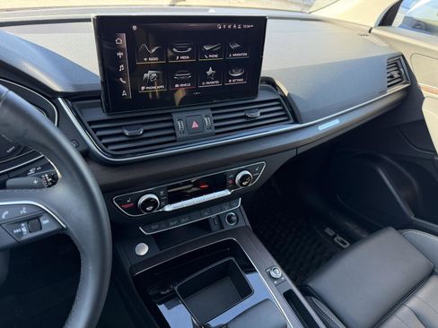 Used 2025 Audi Q5 2.0T Premium image 17