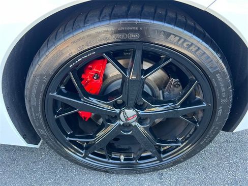 Used 2021 Chevrolet Corvette Stingray Preferred Cpe w/ Z51 Performance Package image 18