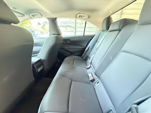 Used 2025 Toyota Corolla LE FWD image 22