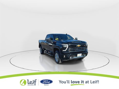 Used 2024 Chevrolet Silverado 3500 LTZ w/ LTZ Plus Package image 4