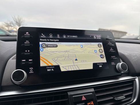 Used 2021 Honda Accord Touring image 21