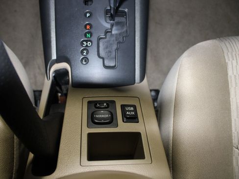 Used 2012 Toyota RAV4 FWD w/ Value Pkg image 16