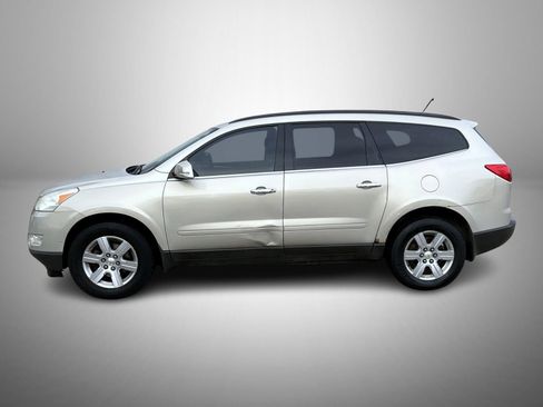 Used 2011 Chevrolet Traverse LT w/ Personal Connectivity Package image 8