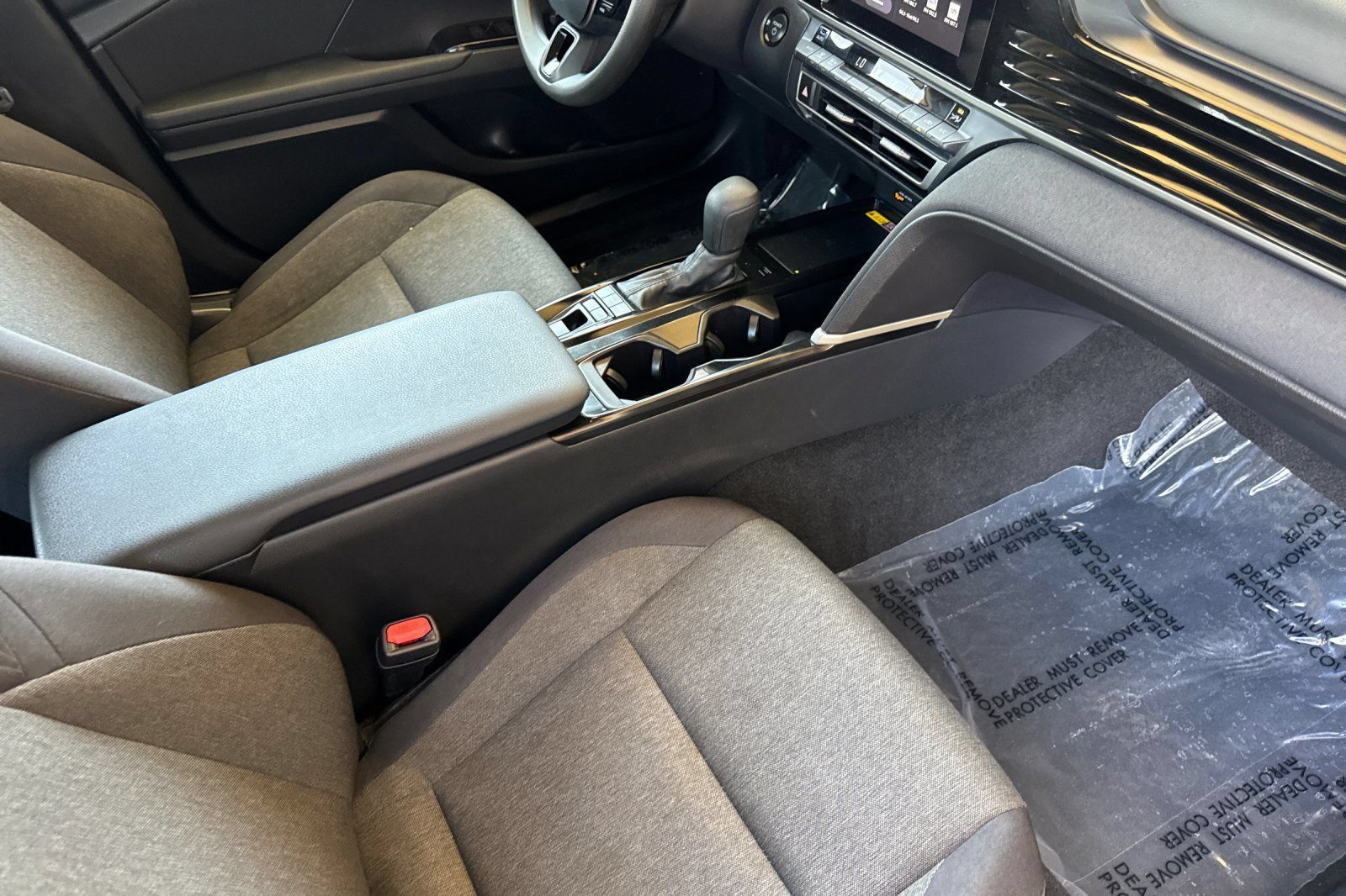 Used 2025 Toyota Camry LE FWD image 16