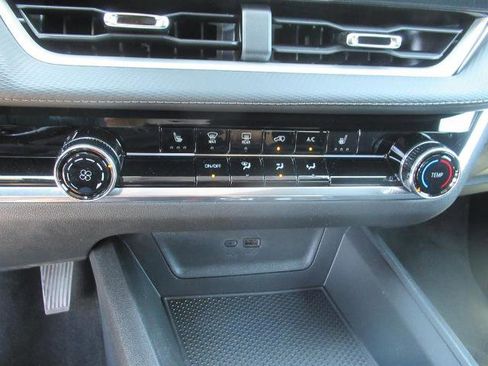 New 2026 Chevrolet Equinox LT image 23