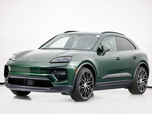 New 2025 Porsche Macan 4S Electric image 1