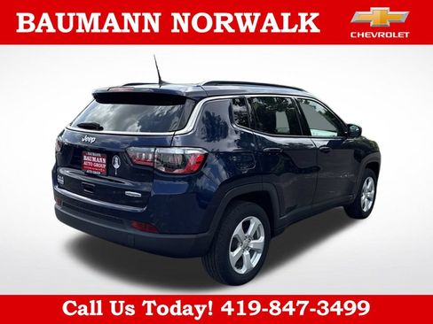 Used 2021 Jeep Compass Latitude w/ Convenience Group AWD/4WD image 7