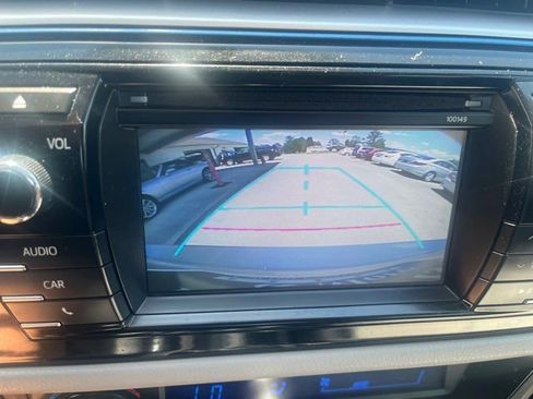 Used 2015 Toyota Corolla LE FWD image 7