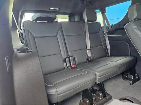 Used 2022 GMC Yukon XL Denali AWD/4WD image 12