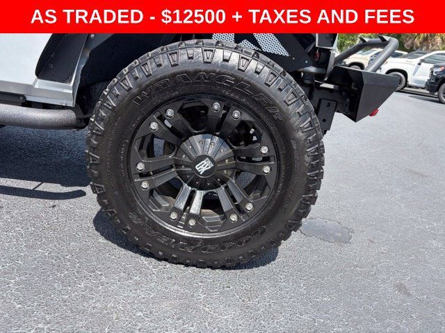 Used 2012 Jeep Wrangler Sport w/ Connectivity Group AWD/4WD image 8