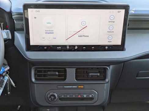 New 2025 Ford Maverick XL image 19