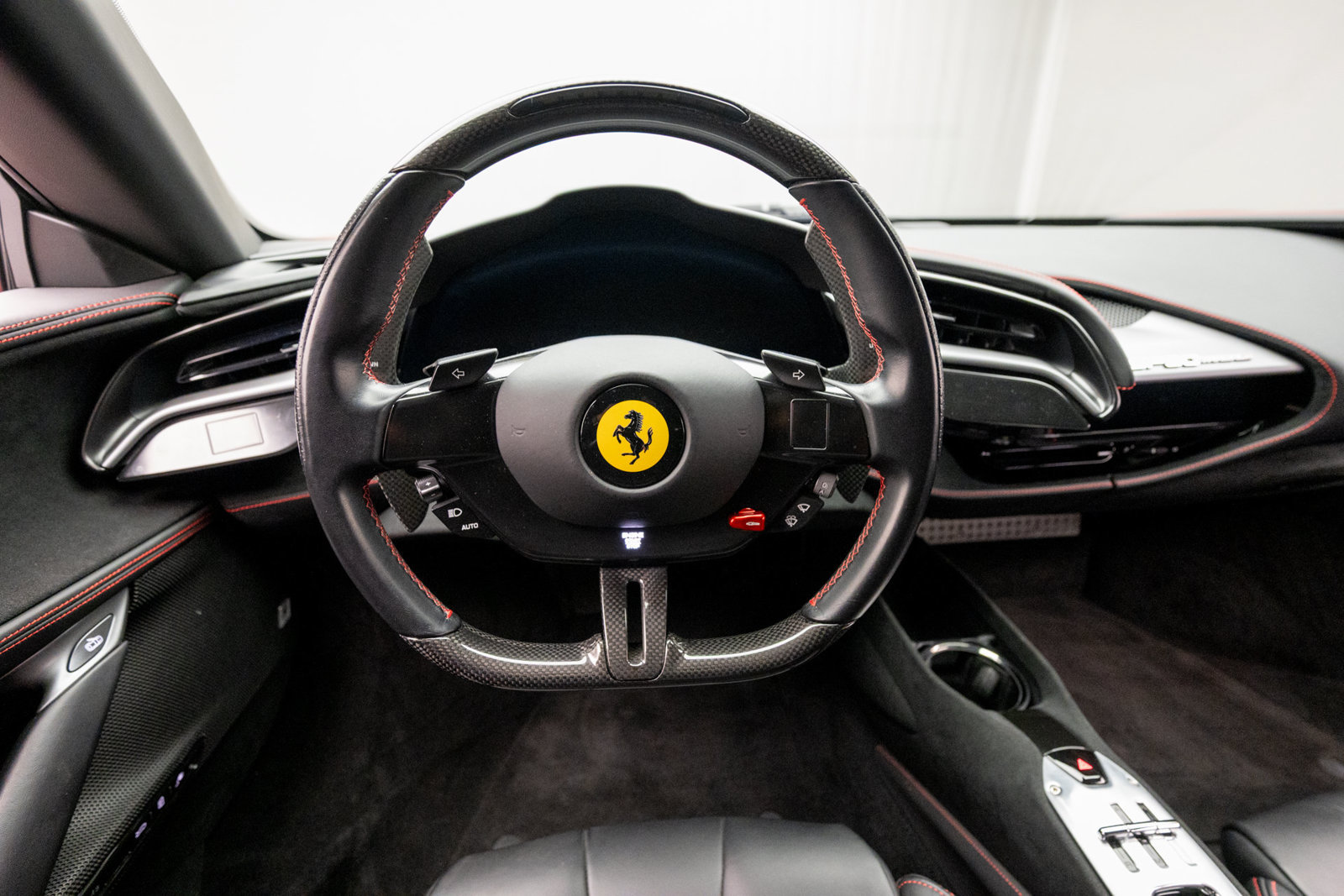 Used 2021 Ferrari SF90 Stradale AWD/4WD image 11