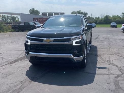 Certified 2023 Chevrolet Silverado 1500 LT AWD/4WD image 3