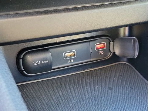 Used 2024 Kia Forte LXS image 27