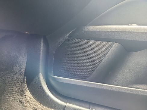 Used 2018 Ford Fusion SE FWD image 22