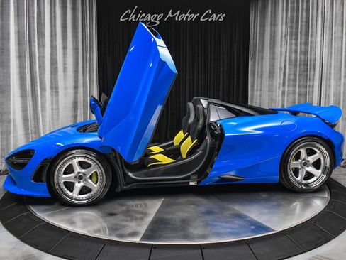 Used 2024 McLaren 750S Spider image 1