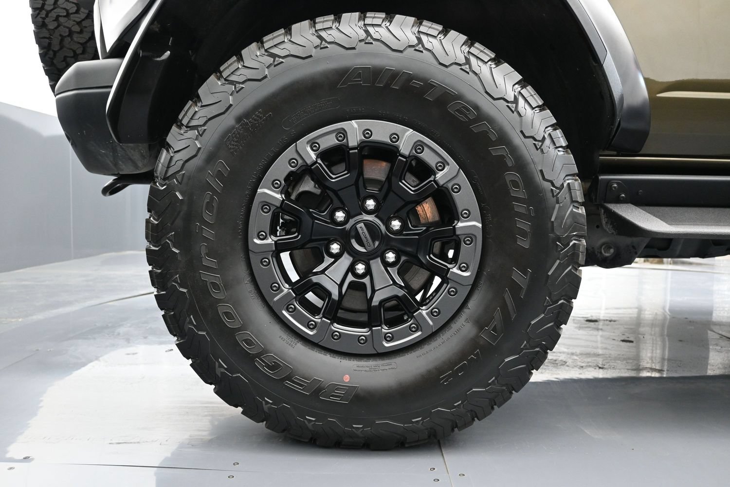 Used 2024 Ford Bronco Raptor w/ Interior Carbon Fiber Pack 6 AWD/4WD image 18