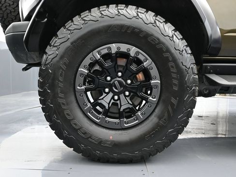 Used 2024 Ford Bronco Raptor w/ Interior Carbon Fiber Pack 6 AWD/4WD image 18