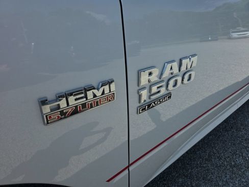 Used 2022 RAM 1500 Tradesman w/ Chrome Appearance Group AWD/4WD image 10