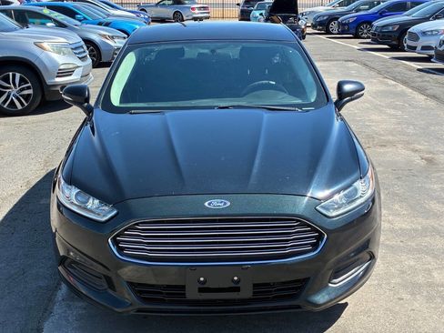 Used 2014 Ford Fusion SE FWD image 12