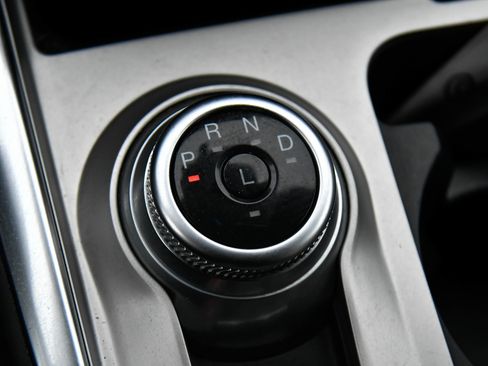 Used 2021 Ford Explorer Limited w/ Equipment Group 301A image 32