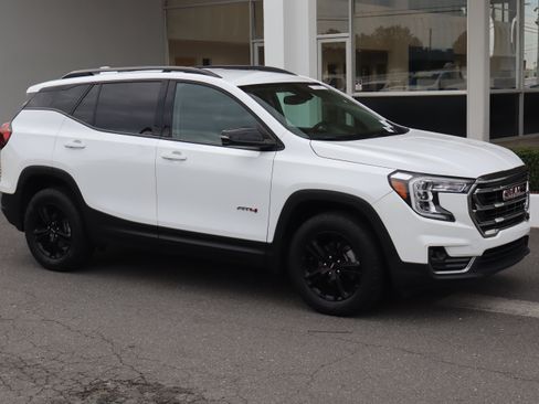 Certified 2023 GMC Terrain AT4 image 2