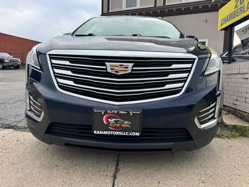 Used 2017 Cadillac XT5 Luxury w/ Driver Awareness Package FWD image 8