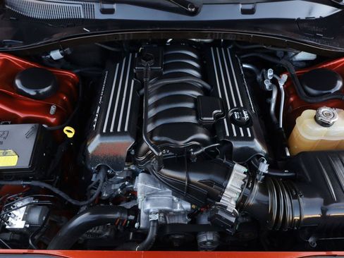 Used 2020 Dodge Charger Scat Pack RWD image 12