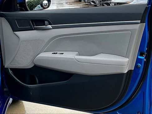 Used 2018 Hyundai Elantra Value Edition FWD image 22