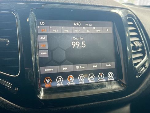 Used 2018 Jeep Compass Limited AWD/4WD image 15