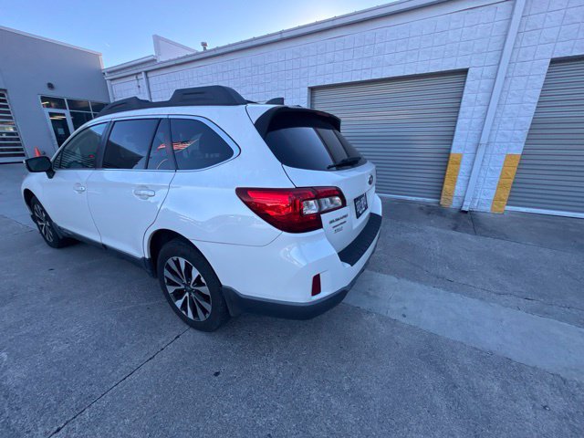 Used 2017 Subaru Outback 3.6R Limited AWD/4WD image 17