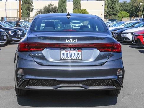 Certified 2023 Kia Forte LXS image 9